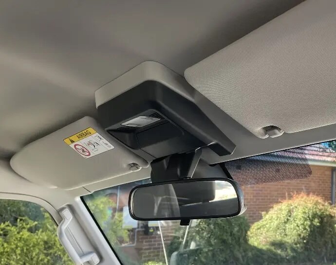 Troopy with dome light, console will not fit